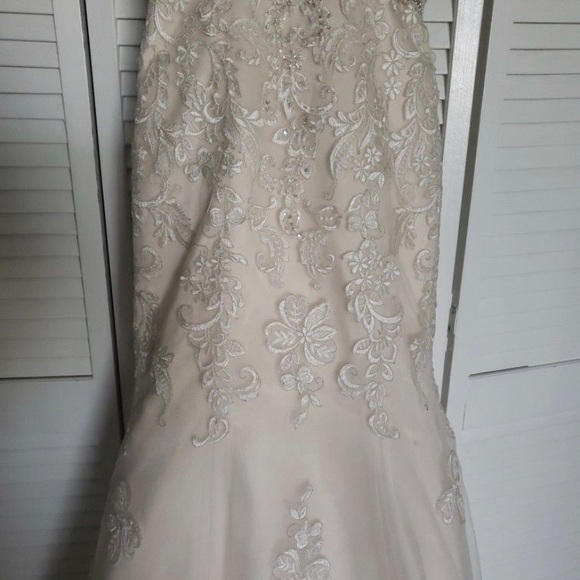 MORI LEE BRIDAL WEDDING GOWN SIZE 6 - Picture 3 of 11